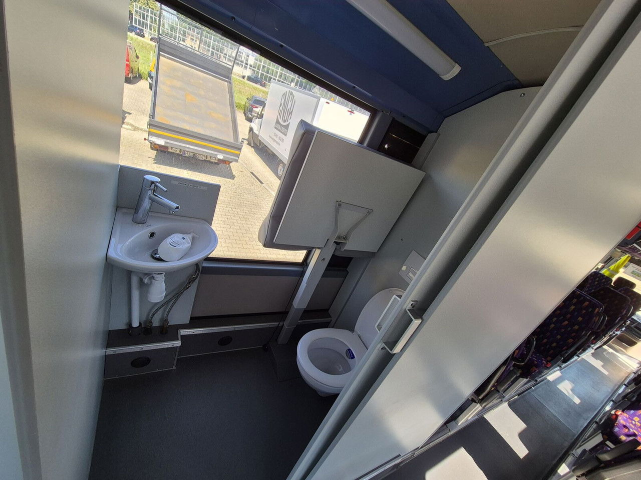 IRISBUS Iveco 330 KM / Solar Panels / NEW Equiped leasing IRISBUS Iveco 330 KM / Solar Panels / NEW Equiped: picture 17