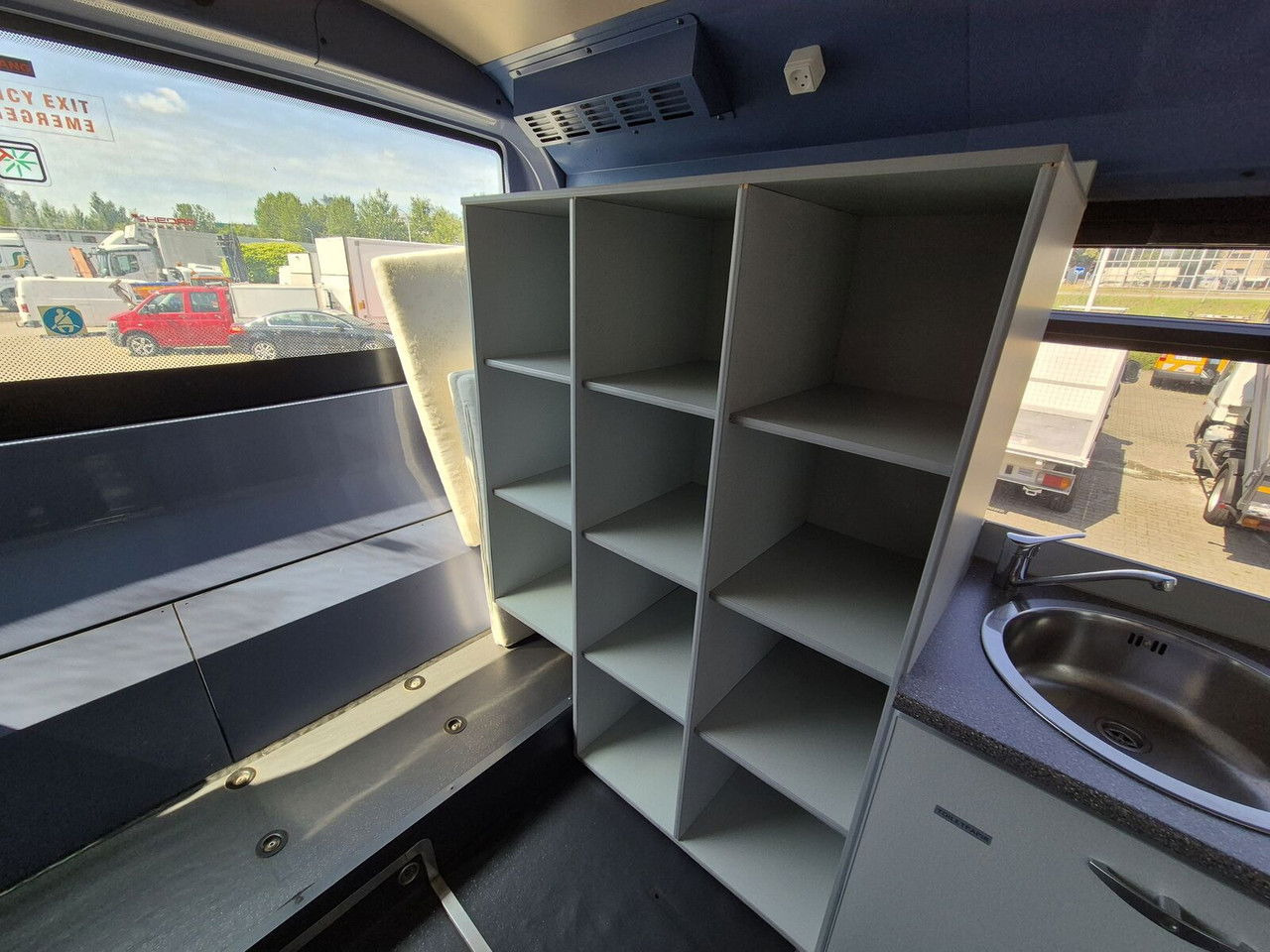 IRISBUS Iveco 330 KM / Solar Panels / NEW Equiped leasing IRISBUS Iveco 330 KM / Solar Panels / NEW Equiped: picture 21