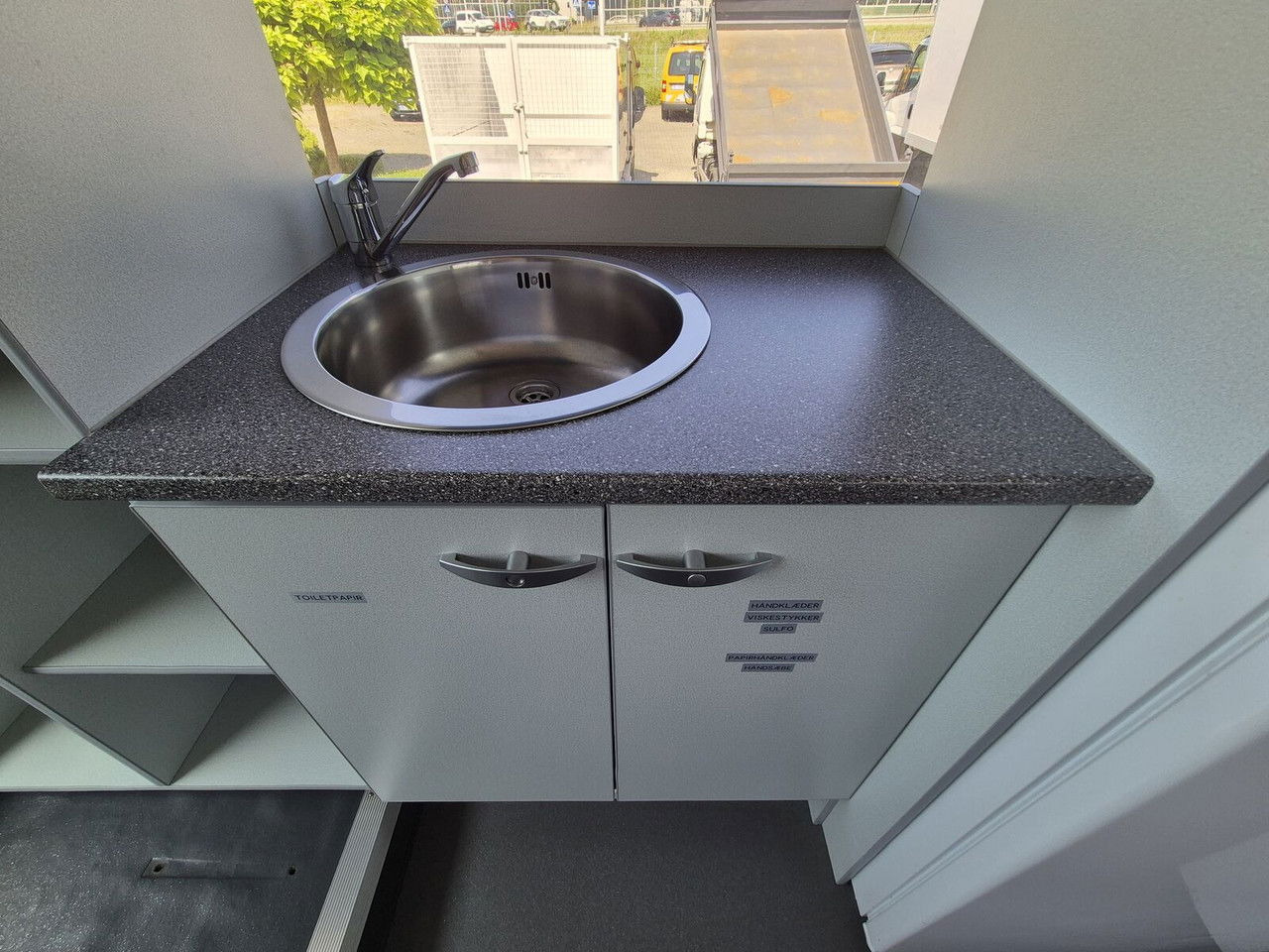 IRISBUS Iveco 330 KM / Solar Panels / NEW Equiped leasing IRISBUS Iveco 330 KM / Solar Panels / NEW Equiped: picture 19