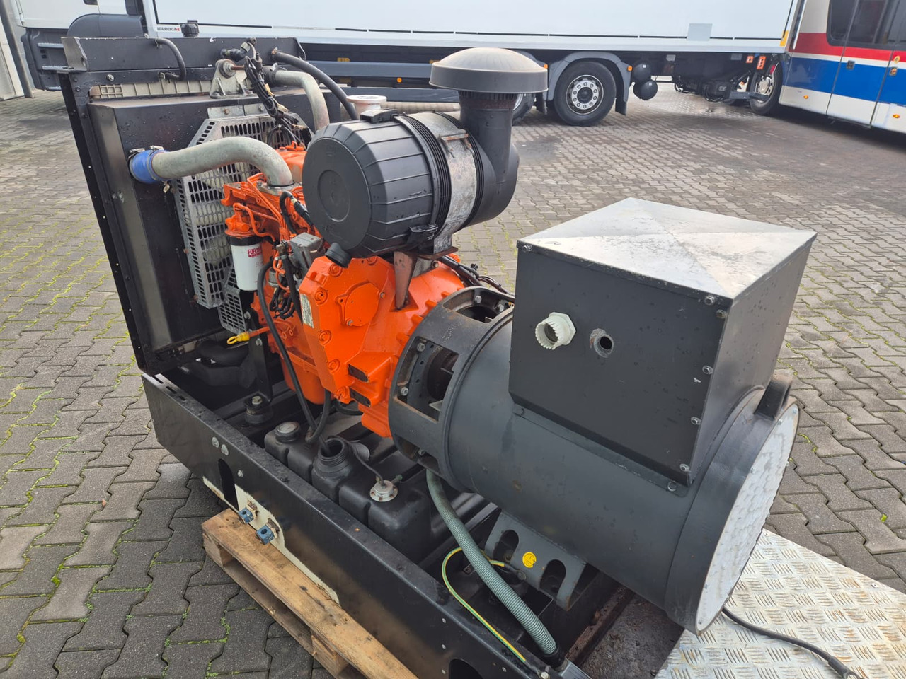 New Generator set MECALAC ECP34 2S4 - Iveco Engine,126kVA,New oils, filters, Mecc Alte ECP34 2S4 - Iveco Engine,126kVA,New oils, filters, Like New: picture 16 New Generator set MECALAC ECP34 2S4 - Iveco Engine,126kVA,New oils, filters, Mecc Alte ECP34 2S4 - Iveco Engine,126kVA,New oils, filters, Like New: picture 16