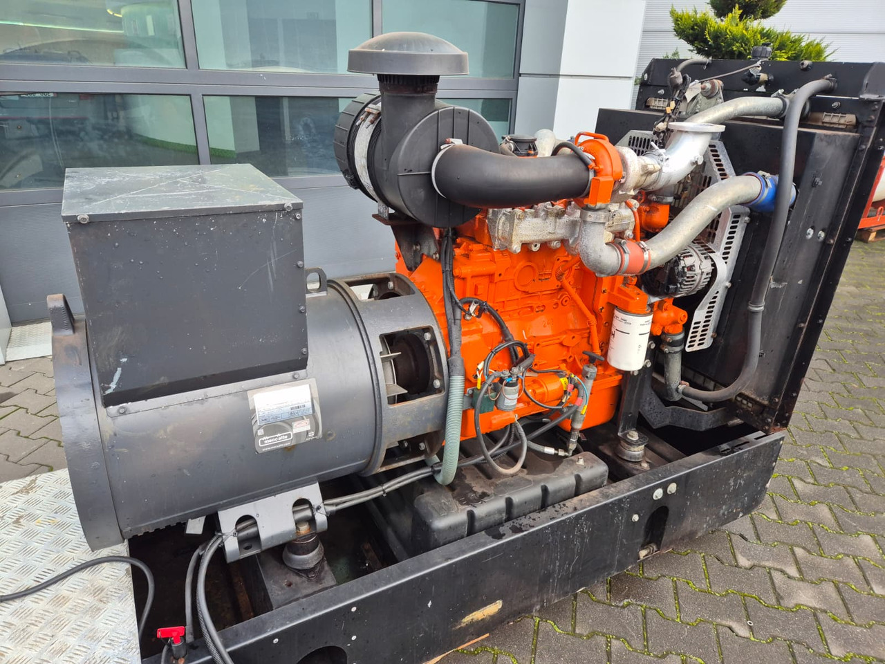 New Generator set MECALAC ECP34 2S4 - Iveco Engine,126kVA,New oils, filters, Mecc Alte ECP34 2S4 - Iveco Engine,126kVA,New oils, filters, Like New: picture 13 New Generator set MECALAC ECP34 2S4 - Iveco Engine,126kVA,New oils, filters, Mecc Alte ECP34 2S4 - Iveco Engine,126kVA,New oils, filters, Like New: picture 13
