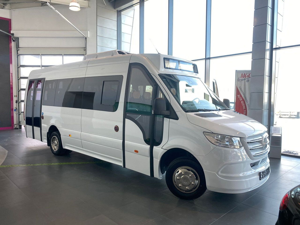 Mercedes-Benz Sprinter 517 - Minibus, Passenger van: picture 5 Mercedes-Benz Sprinter 517 - Minibus, Passenger van: picture 5
