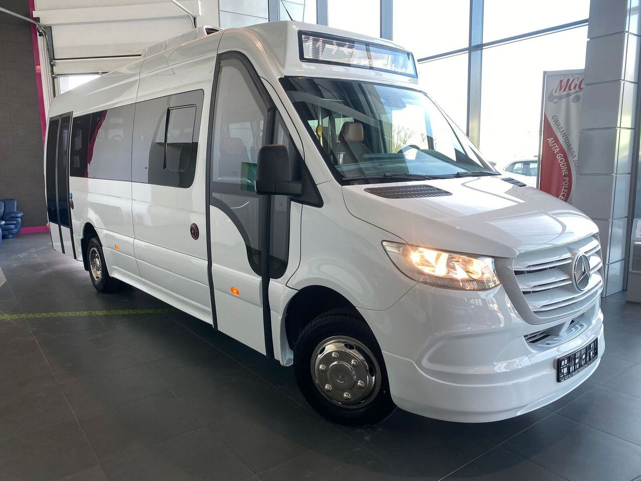 Mercedes-Benz Sprinter 517 - Minibus, Passenger van: picture 4 Mercedes-Benz Sprinter 517 - Minibus, Passenger van: picture 4