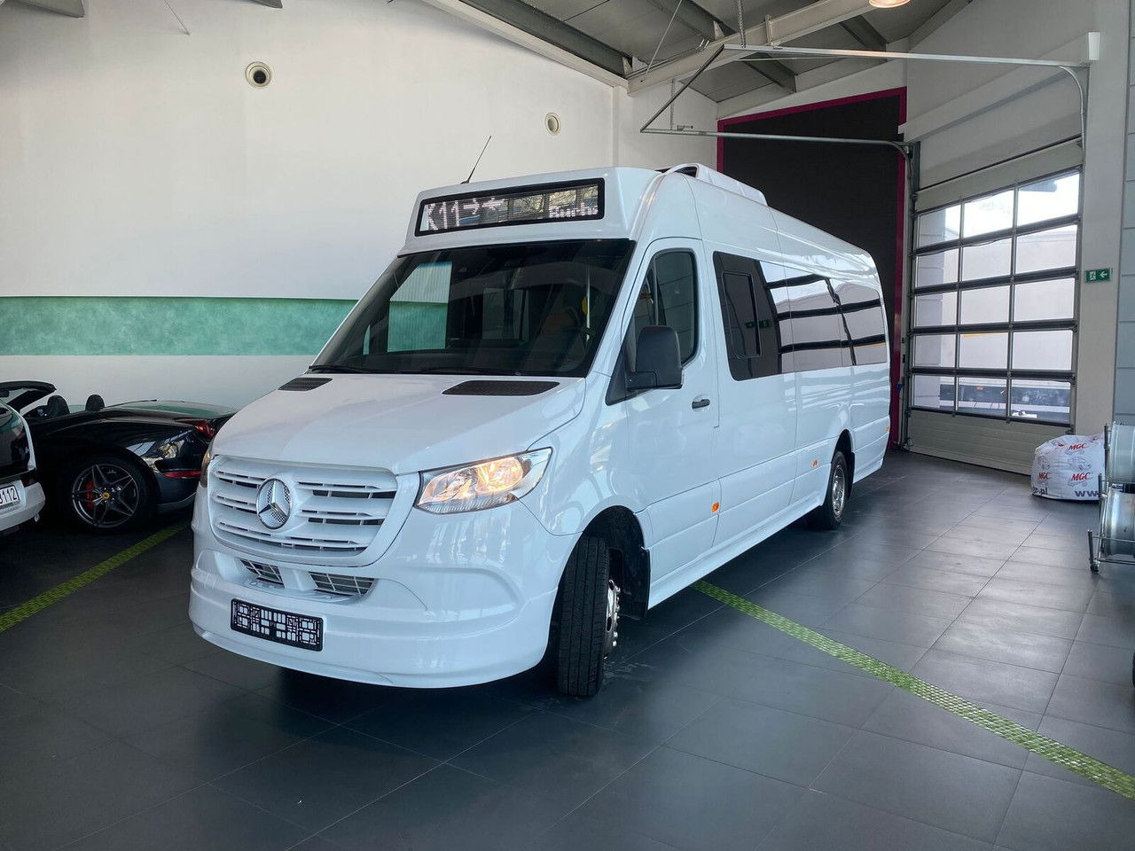 Mercedes-Benz Sprinter 517 - Minibus, Passenger van: picture 2 Mercedes-Benz Sprinter 517 - Minibus, Passenger van: picture 2