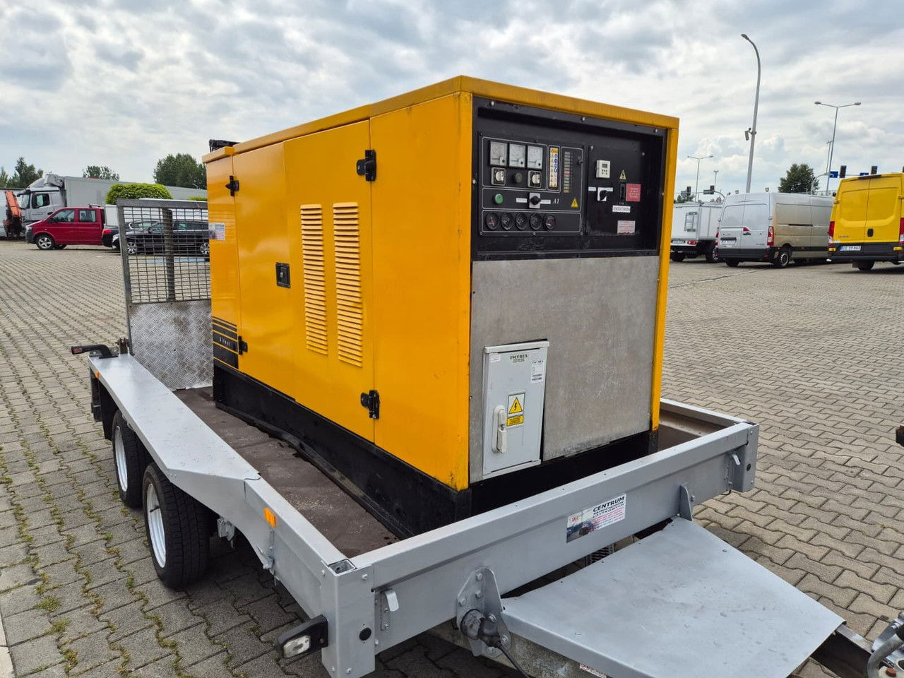 SDMO NS 60 WM / 1 OWNER / LOW MTH - Generator set: picture 4 SDMO NS 60 WM / 1 OWNER / LOW MTH - Generator set: picture 4