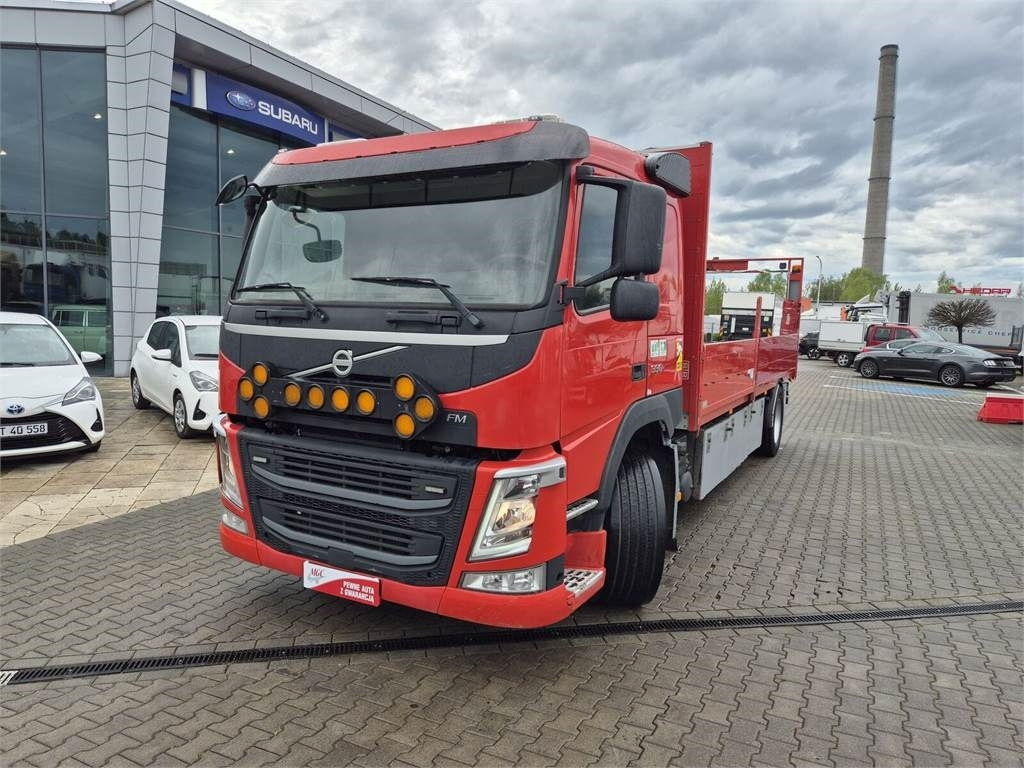 Volvo FM 330 / WEBASTO / HDS HIAB / 1 OWNER - Dropside/ Flatbed truck: picture 3 Volvo FM 330 / WEBASTO / HDS HIAB / 1 OWNER - Dropside/ Flatbed truck: picture 3