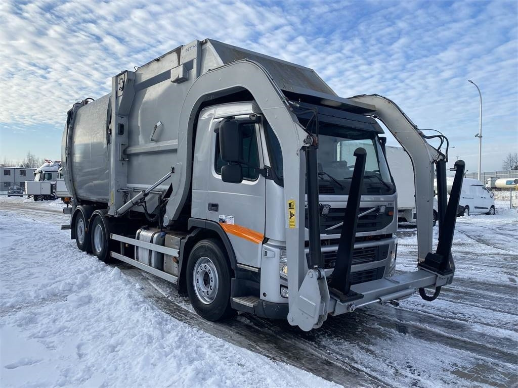 Volvo FM 420 6X2 / NTM / SUPER CONDITION - Garbage truck: picture 4 Volvo FM 420 6X2 / NTM / SUPER CONDITION - Garbage truck: picture 4