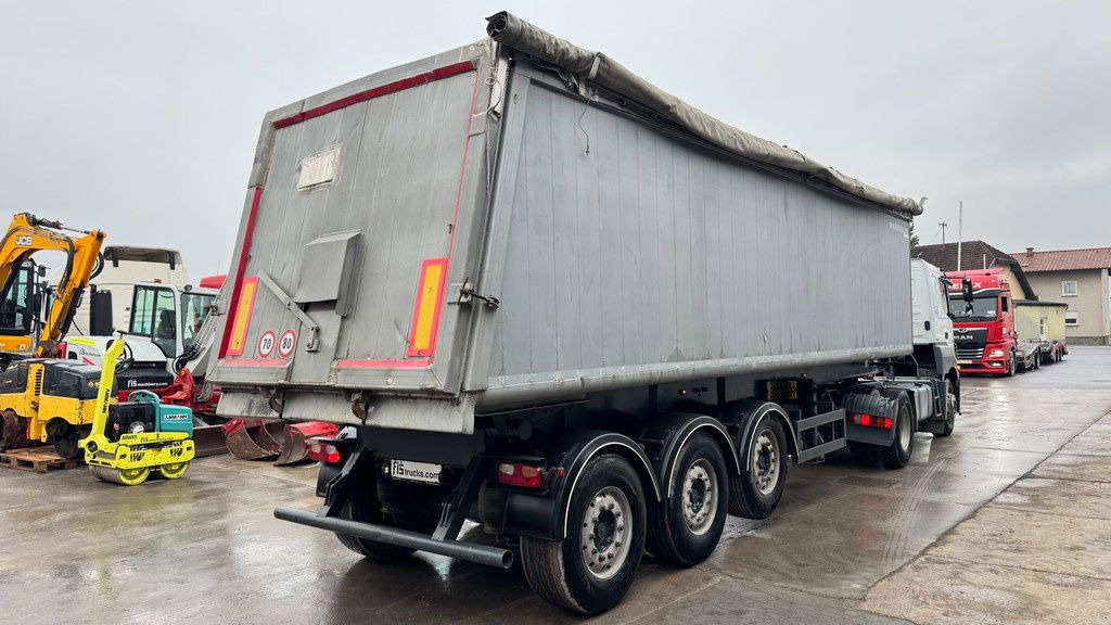 Carnehl 3-Axle Tipper Trailer - 50m3 - Tipper semi-trailer: picture 5 Carnehl 3-Axle Tipper Trailer - 50m3 - Tipper semi-trailer: picture 5