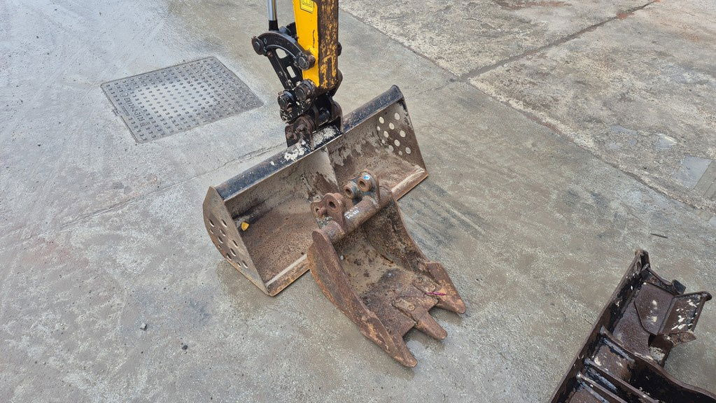 JCB 16C-1 - 2021 Year - 955 Working Hours - Mini excavator: picture 4 JCB 16C-1 - 2021 Year - 955 Working Hours - Mini excavator: picture 4