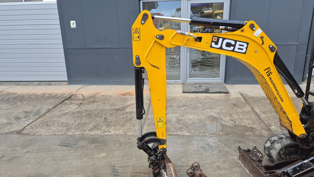 JCB 16C-1 - 2021 Year - 955 Working Hours - Mini excavator: picture 5 JCB 16C-1 - 2021 Year - 955 Working Hours - Mini excavator: picture 5