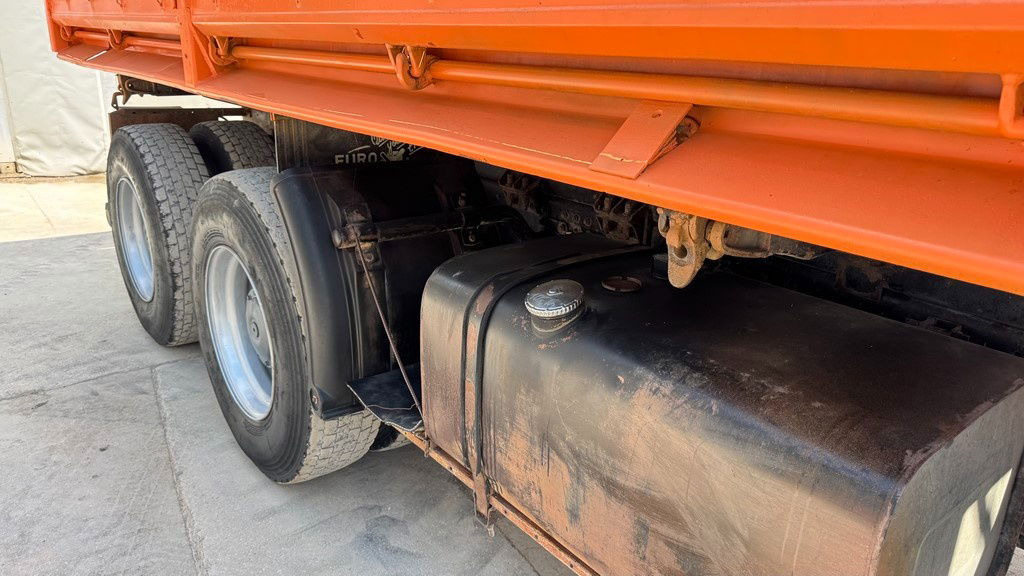 MAN 26.372 6x4 meiller tipper - Tipper: picture 4 MAN 26.372 6x4 meiller tipper - Tipper: picture 4