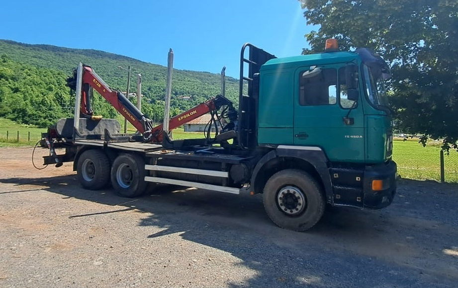 MAN 33.464 6x4 forest truck - Complete Spring - Epsilon E128 + scissors - Timber truck: picture 2 MAN 33.464 6x4 forest truck - Complete Spring - Epsilon E128 + scissors - Timber truck: picture 2