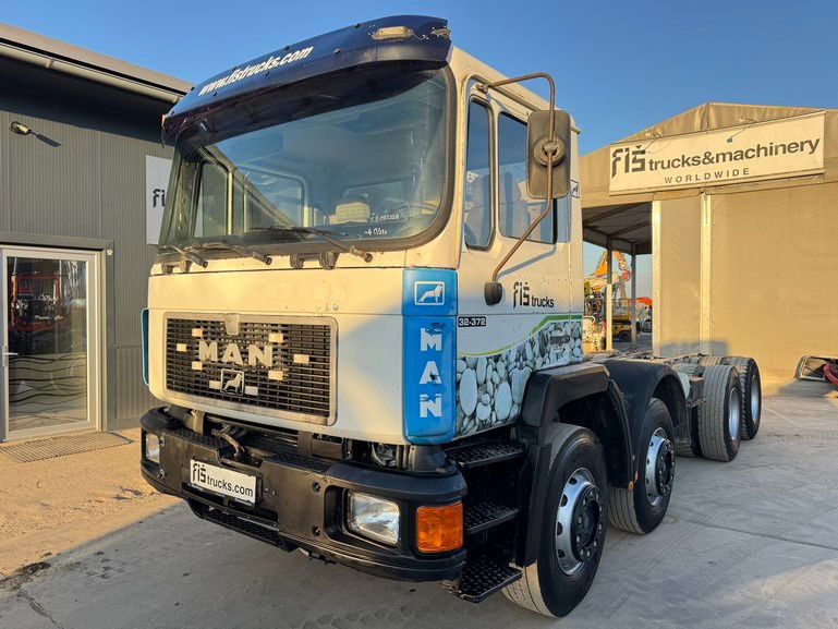 MAN 35.372 8x4 chassis - spring - Cab chassis truck: picture 1 MAN 35.372 8x4 chassis - spring - Cab chassis truck: picture 1