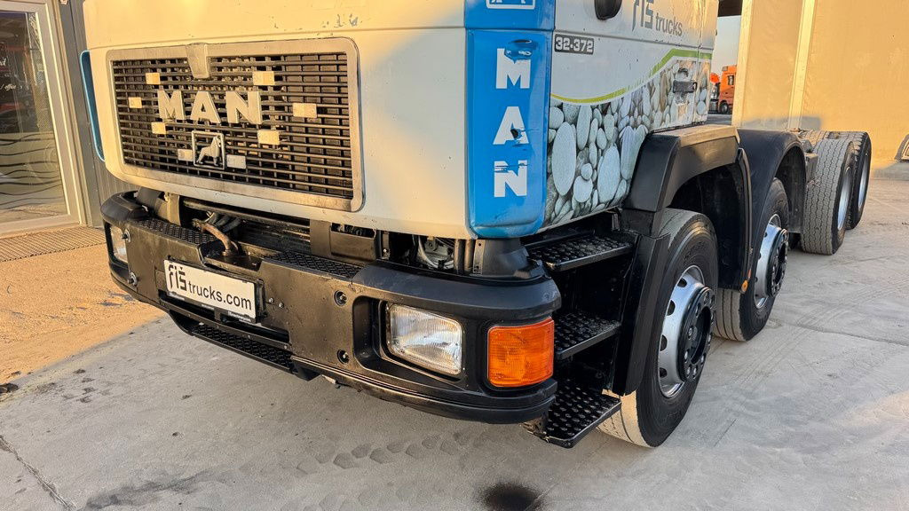 MAN 35.372 8x4 chassis - spring - Cab chassis truck: picture 2 MAN 35.372 8x4 chassis - spring - Cab chassis truck: picture 2