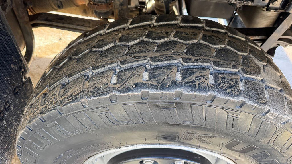 MAN TGS 28.480 6x4/6 - Epsilon M12Z + scissors - steering axle - Timber truck, Crane truck: picture 4 MAN TGS 28.480 6x4/6 - Epsilon M12Z + scissors - steering axle - Timber truck, Crane truck: picture 4