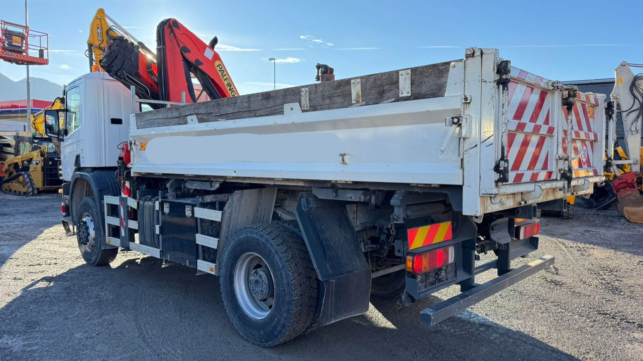 Scania P 114C 340 4x4 tipper - PK 14080 - 10.6M - 108.000km - Tipper, Crane truck: picture 5 Scania P 114C 340 4x4 tipper - PK 14080 - 10.6M - 108.000km - Tipper, Crane truck: picture 5