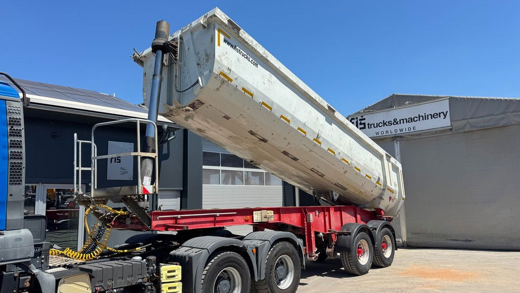 Schwarzmüller K202 2-Axle Tipper - Taurpaulin - Tipper semi-trailer: picture 5 Schwarzmüller K202 2-Axle Tipper - Taurpaulin - Tipper semi-trailer: picture 5