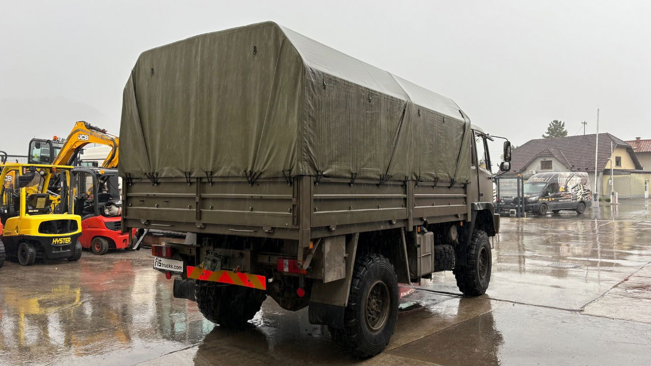 Steyr 12M18 4X4 stake body - 62.000km - Curtain side truck: picture 3 Steyr 12M18 4X4 stake body - 62.000km - Curtain side truck: picture 3