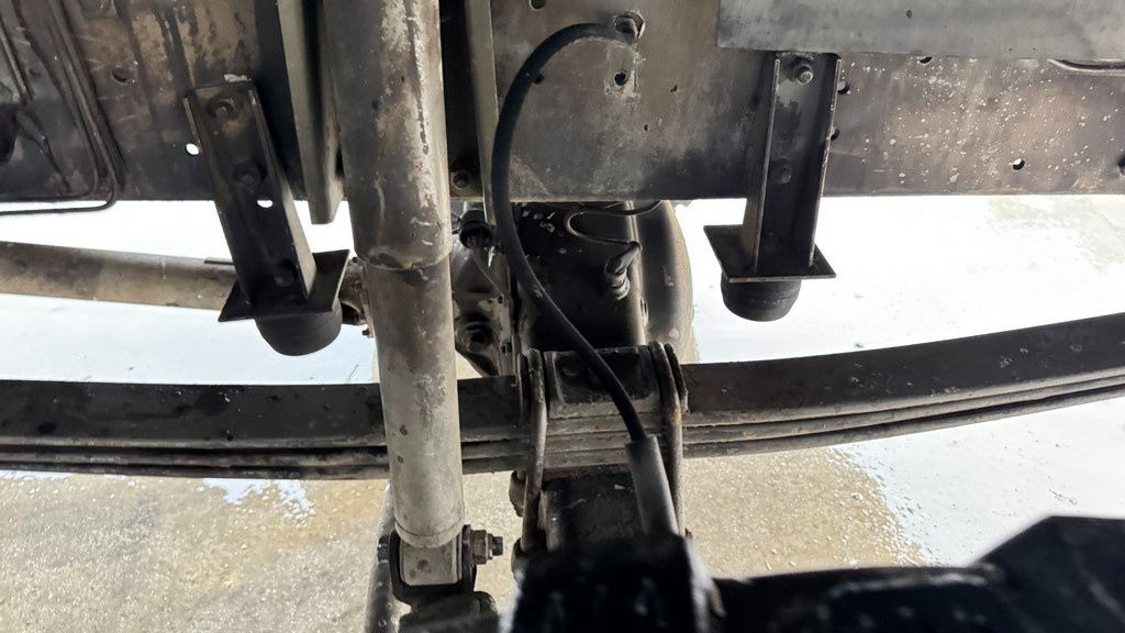 Steyr 12M18 4X4 stake body - ex. truck - Curtain side truck: picture 4 Steyr 12M18 4X4 stake body - ex. truck - Curtain side truck: picture 4