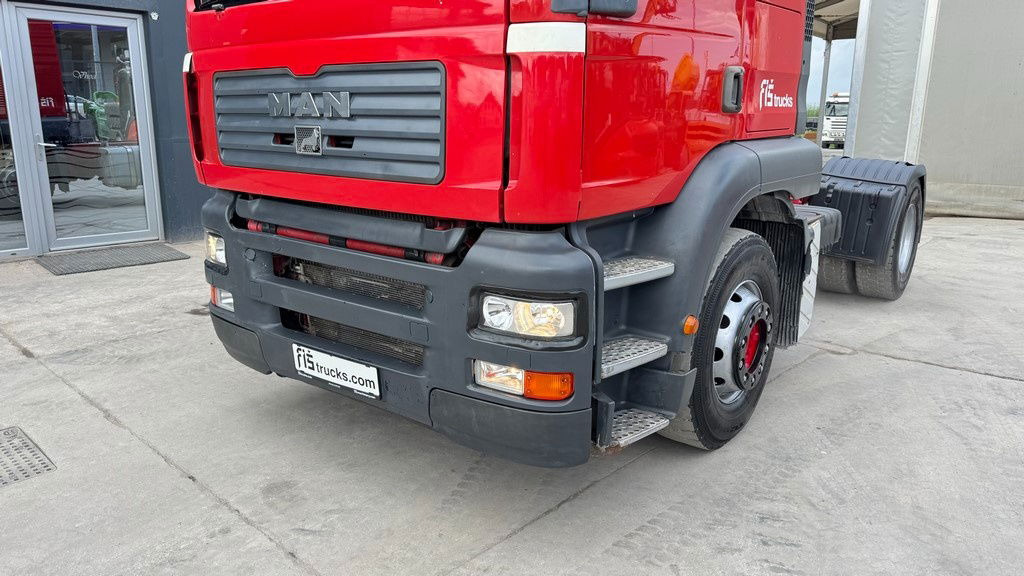 MAN TGA 18.413 4X2 tractor unit - Tractor unit: picture 2 MAN TGA 18.413 4X2 tractor unit - Tractor unit: picture 2