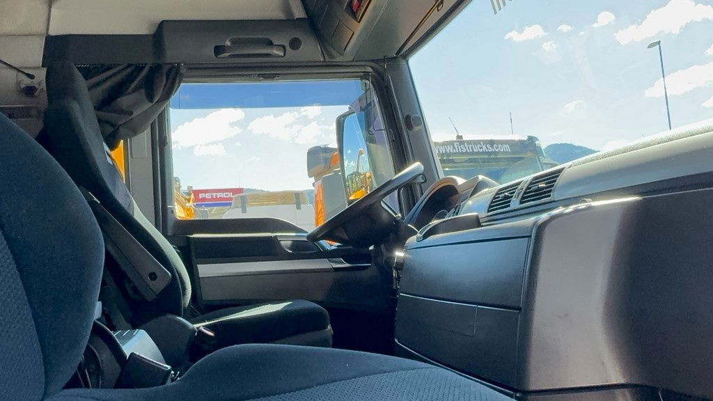 Tractor unit MAN TGX 18.440 4X2 tractor unit - retarder: picture 28 Tractor unit MAN TGX 18.440 4X2 tractor unit - retarder: picture 28