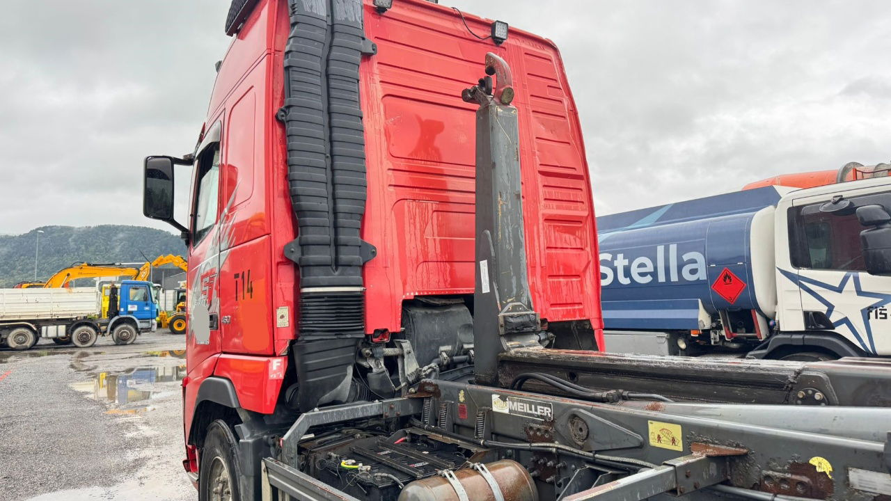 Container transporter/ Swap body truck Volvo FH 12 460 6x2 Meiller abroll tipper - motor brake - lifting axle: picture 6