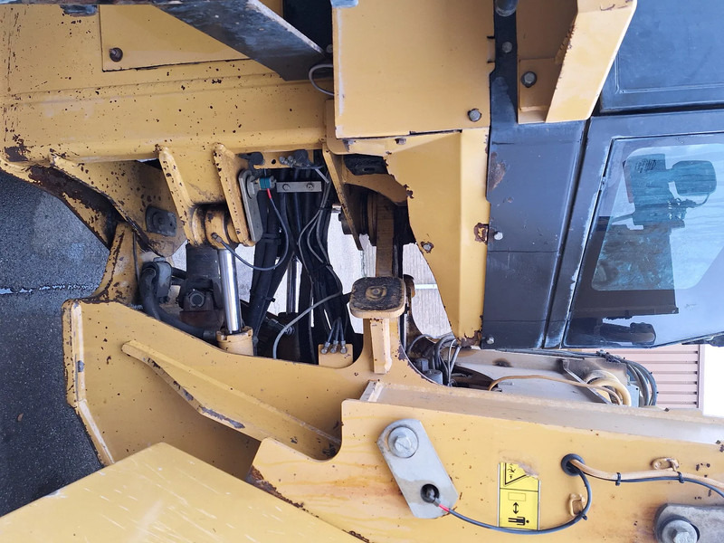 Wheel loader Caterpillar 938G ll: picture 9