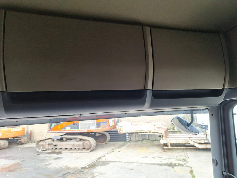 Tractor unit Scania R450 R450: picture 11