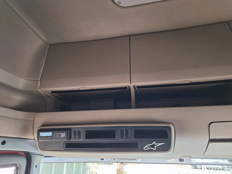 Tractor unit Scania R500 V8 R500: picture 10