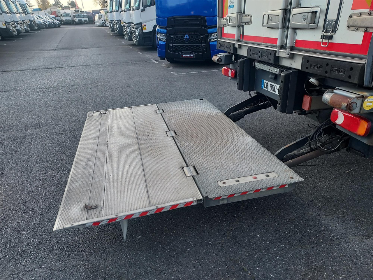 RENAULT Premium 270 - Refrigerator truck: picture 5 RENAULT Premium 270 - Refrigerator truck: picture 5