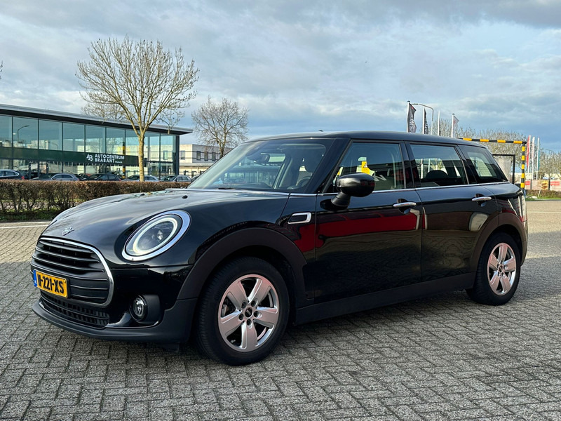 MINI Clubman One APK 24-03-2027 Apple Carplay - Car: picture 2 MINI Clubman One APK 24-03-2027 Apple Carplay - Car: picture 2