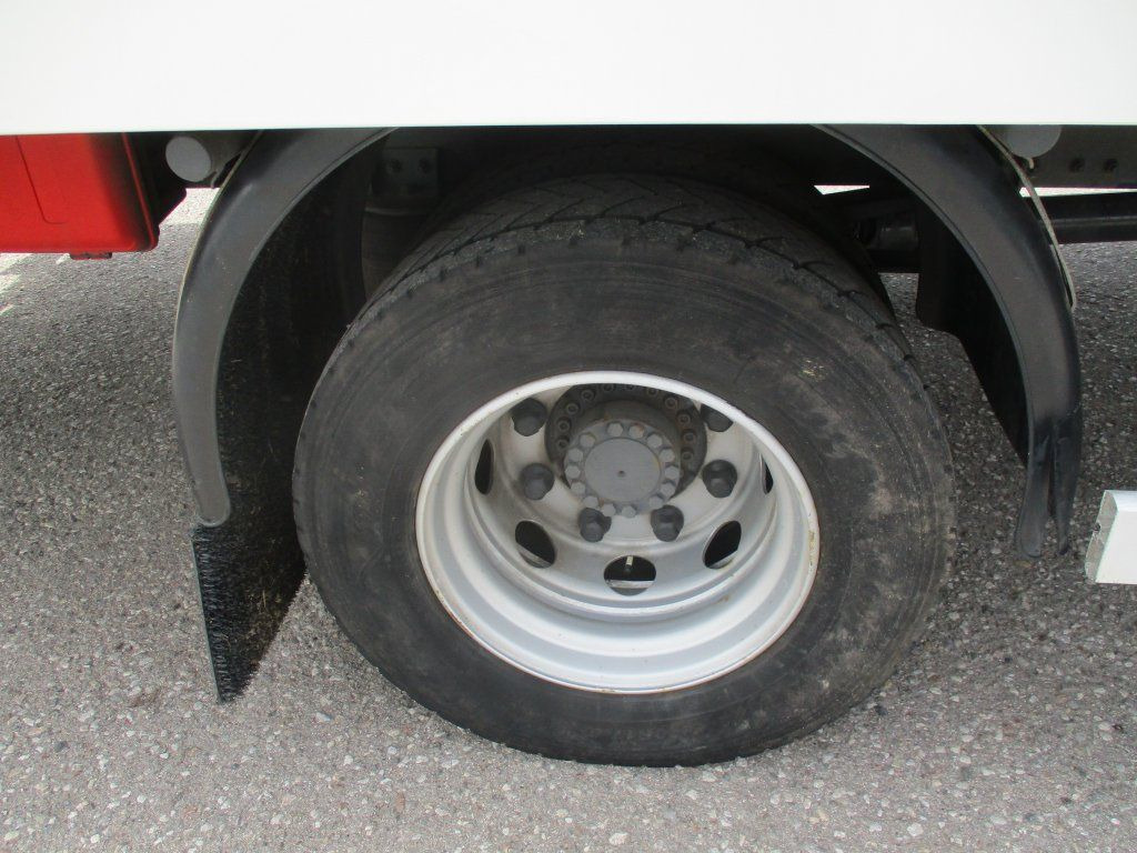 Box truck DAF LF 230 Dhollandia 2T: picture 20