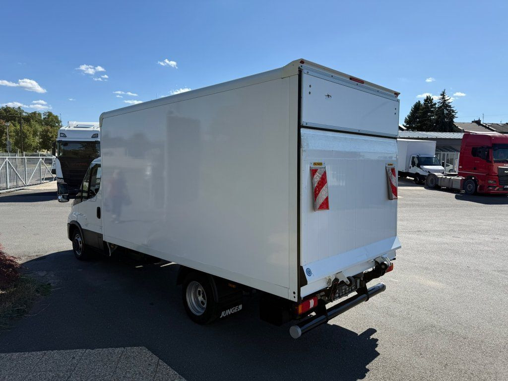 Iveco 35C16 Daily - Closed box van: picture 5 Iveco 35C16 Daily - Closed box van: picture 5