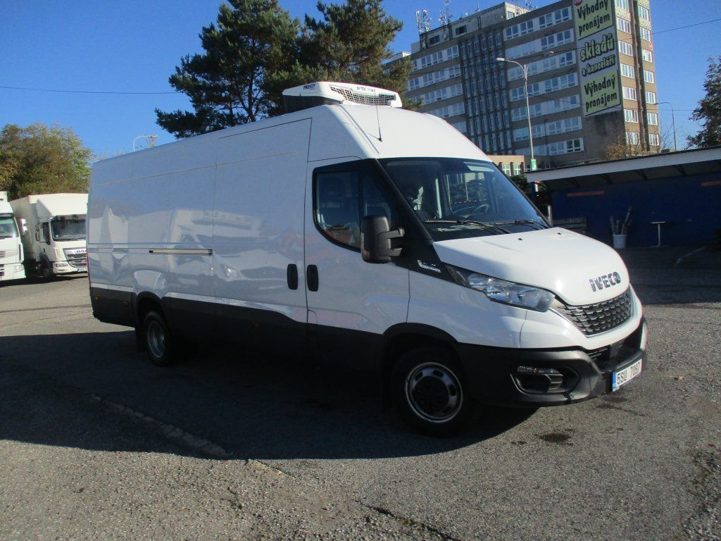 Iveco Daily 35C16 - Refrigerated delivery van: picture 2 Iveco Daily 35C16 - Refrigerated delivery van: picture 2