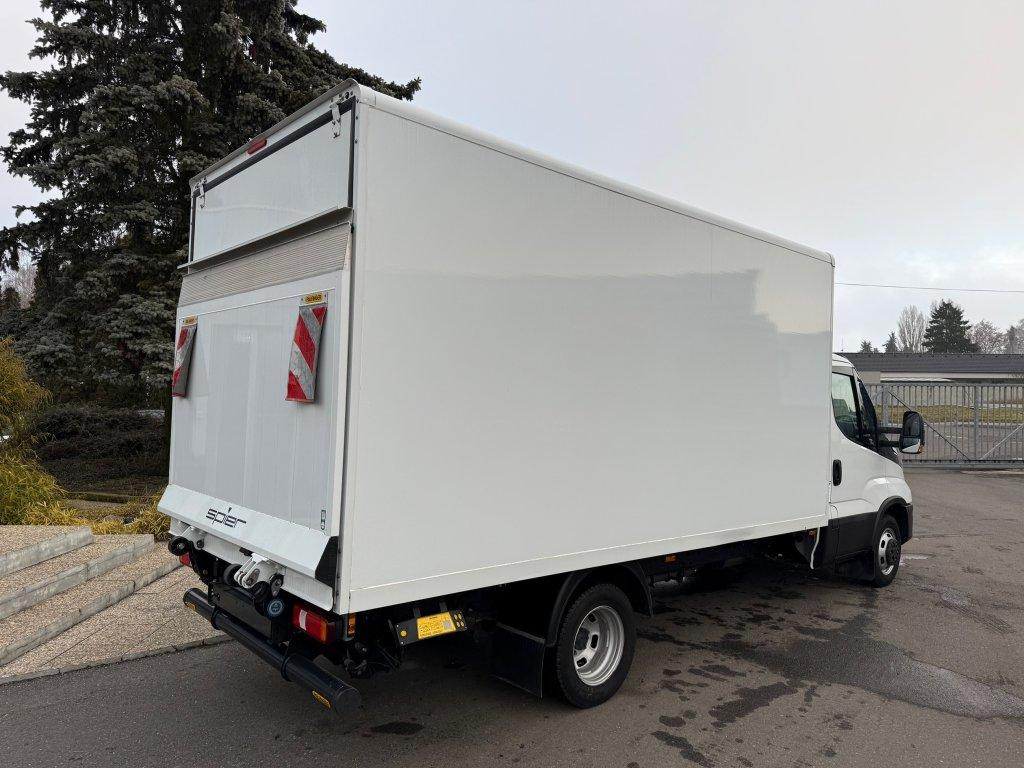 Iveco Daily 35C16 - Closed box van: picture 4 Iveco Daily 35C16 - Closed box van: picture 4