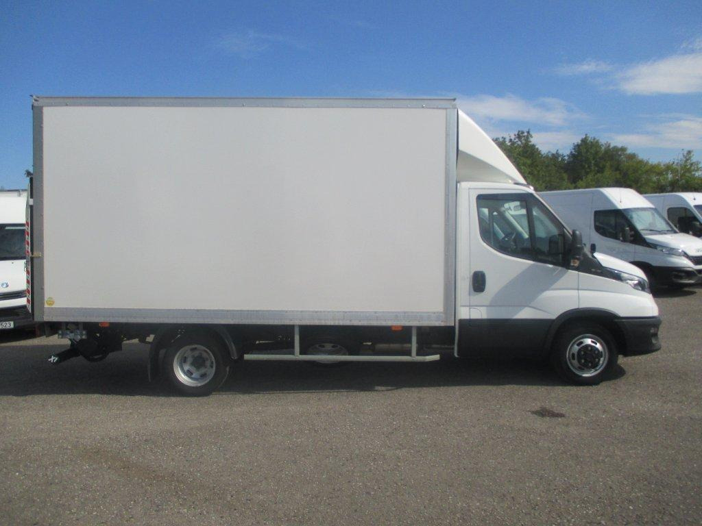 Iveco Daily 35C16 - Closed box van: picture 5 Iveco Daily 35C16 - Closed box van: picture 5