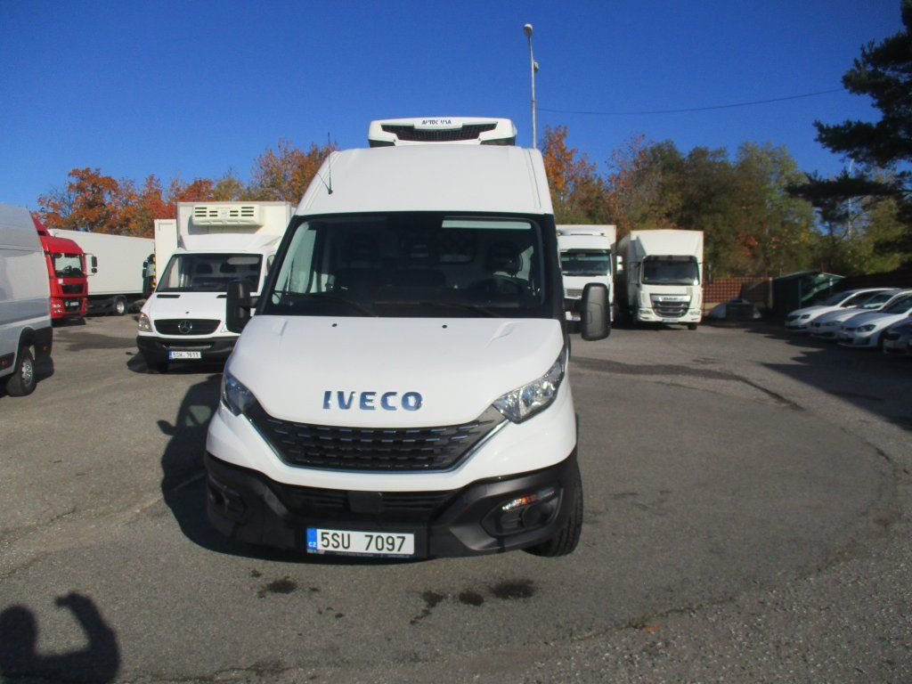 Iveco Daily 35C16 - Refrigerated delivery van: picture 4 Iveco Daily 35C16 - Refrigerated delivery van: picture 4