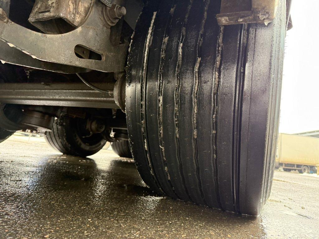 Curtainsider semi-trailer Krone SD MEGA/lowdeck: picture 11 Curtainsider semi-trailer Krone SD MEGA/lowdeck: picture 11