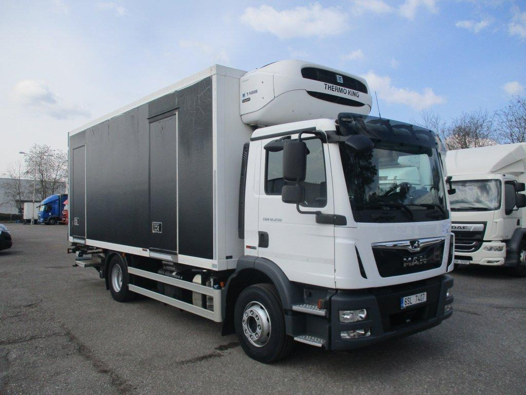 MAN TGM 12.250,Izotherm - Refrigerator truck: picture 3 MAN TGM 12.250,Izotherm - Refrigerator truck: picture 3
