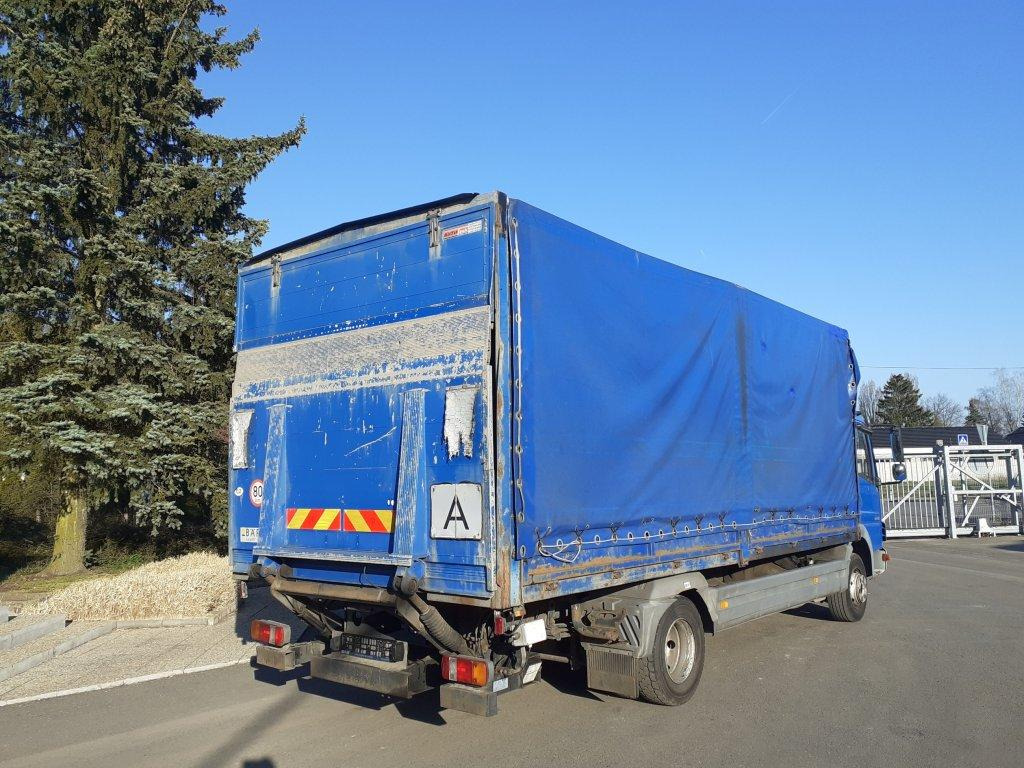 Mercedes-Benz 1018 Atego EURO 3 - Curtain side truck: picture 5 Mercedes-Benz 1018 Atego EURO 3 - Curtain side truck: picture 5