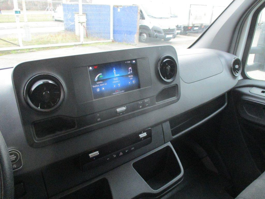 Panel van Mercedes-Benz Sprinter 514 CDi: picture 14