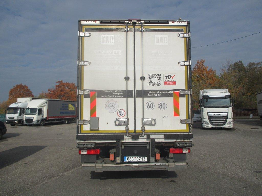Renault D18 320 - Refrigerator truck: picture 5 Renault D18 320 - Refrigerator truck: picture 5