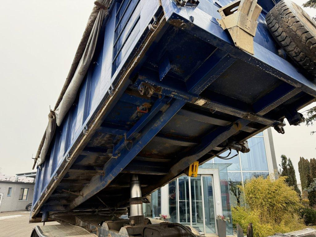 Renault Kerax 450 S3 8x4 EURO 4 - Tipper: picture 3 Renault Kerax 450 S3 8x4 EURO 4 - Tipper: picture 3