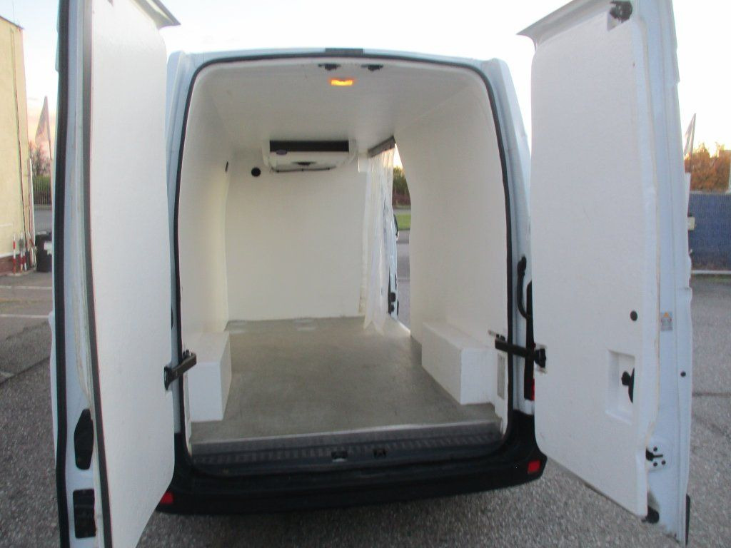 Renault Master 2,3 dCi - Refrigerated delivery van: picture 5 Renault Master 2,3 dCi - Refrigerated delivery van: picture 5