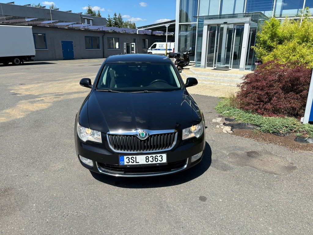Skoda II 2,0TDi - Sedan: picture 3 Skoda II 2,0TDi - Sedan: picture 3