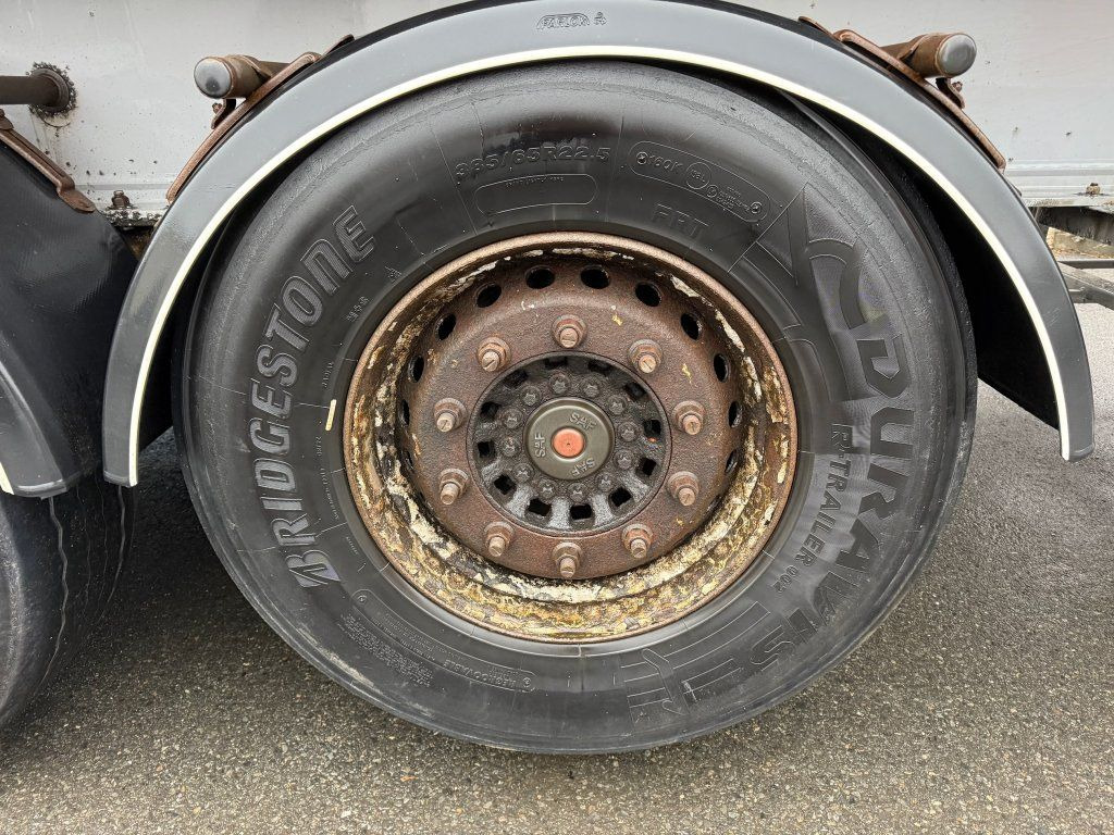 Tipper semi-trailer Stas 50m3: picture 11