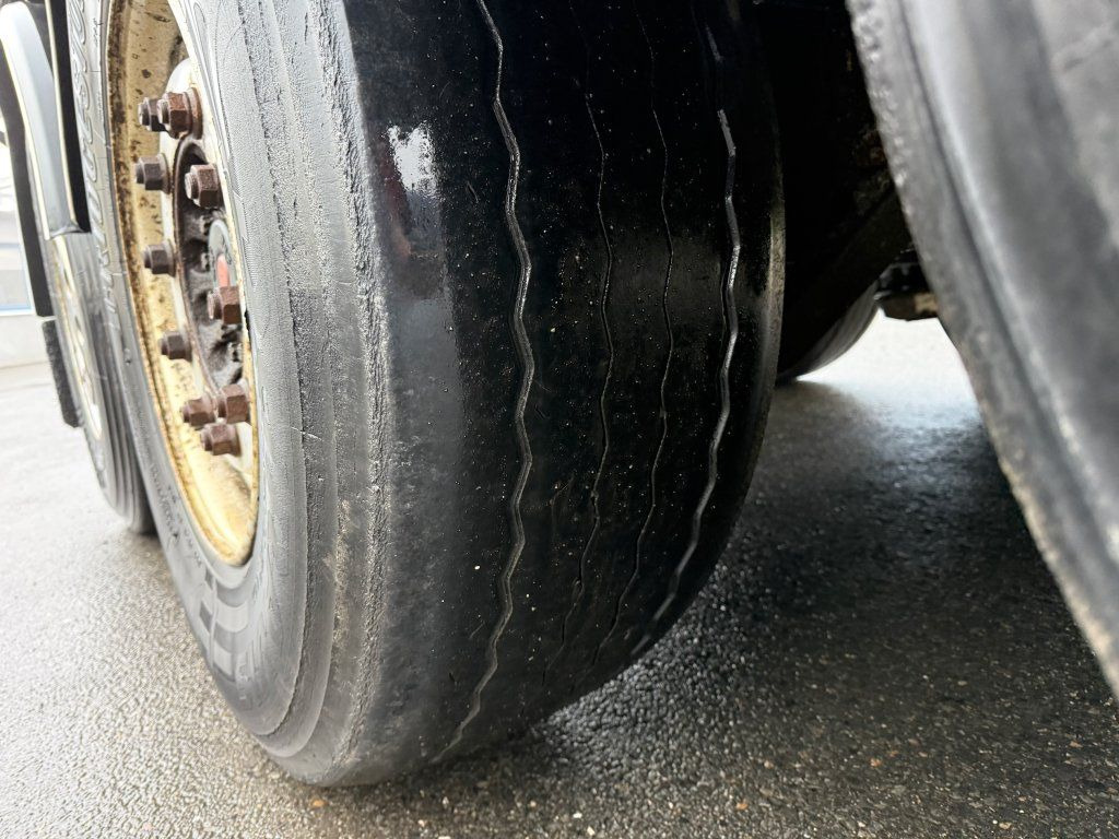 Tipper semi-trailer Stas 50m3: picture 9