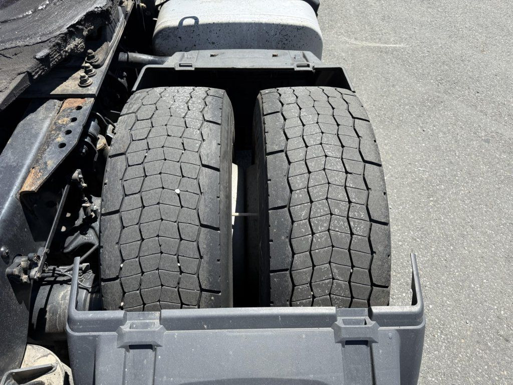 Tractor unit MAN TGX18.500 EURO 6 MEGA/lowdeck: picture 7