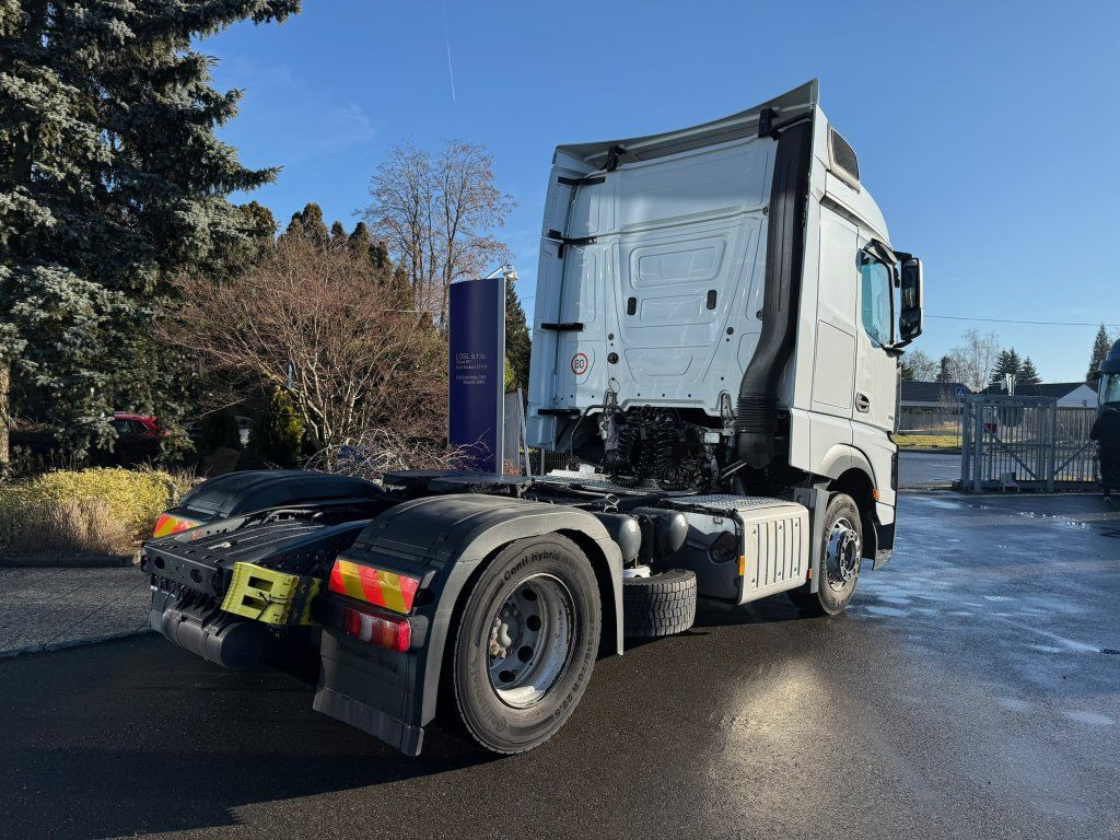 Mercedes-Benz 1845 Actros EURO 6 - Tractor unit: picture 4 Mercedes-Benz 1845 Actros EURO 6 - Tractor unit: picture 4