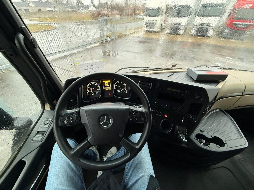 Tractor unit Mercedes-Benz 1845 Actros EURO 6 MEGA/lowdeck: picture 10